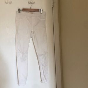 Levi’s pull-on jeggings